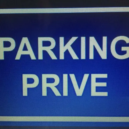 Tu Casa Parking Fibre Optique Netflix דירה *
